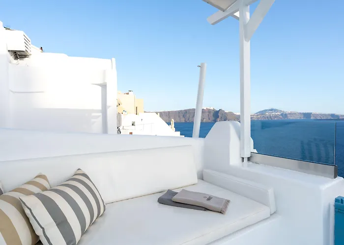 Nano Armonia Oia (Santorini)